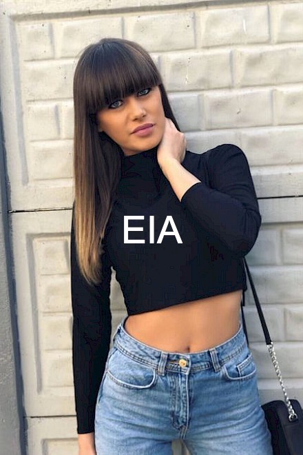 Mia-Picture4